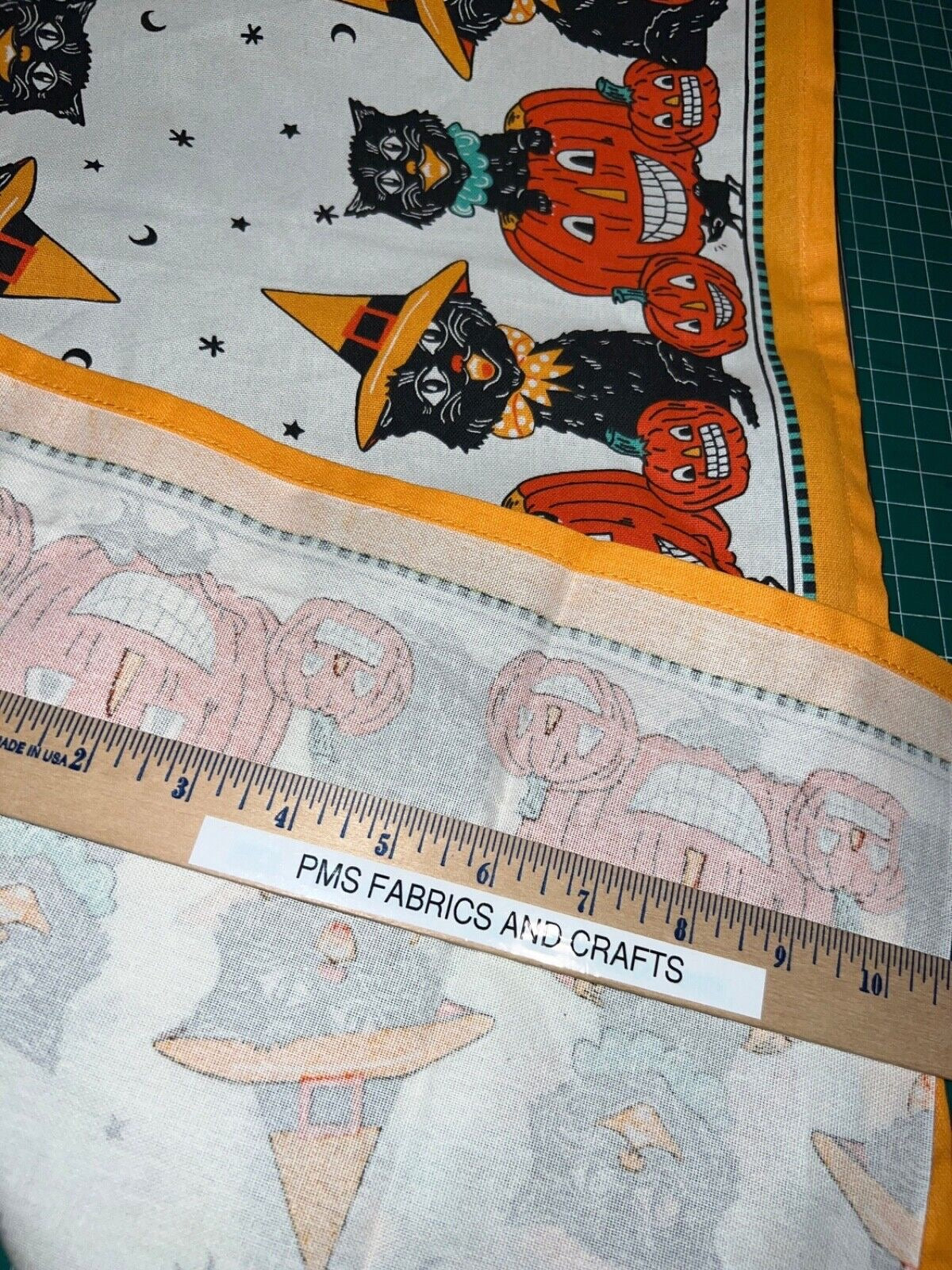 MODA 100% cotton toweling fabric Halloween Meow 920 313 - 16 in x 36 in pumpkins - free shipping to USA